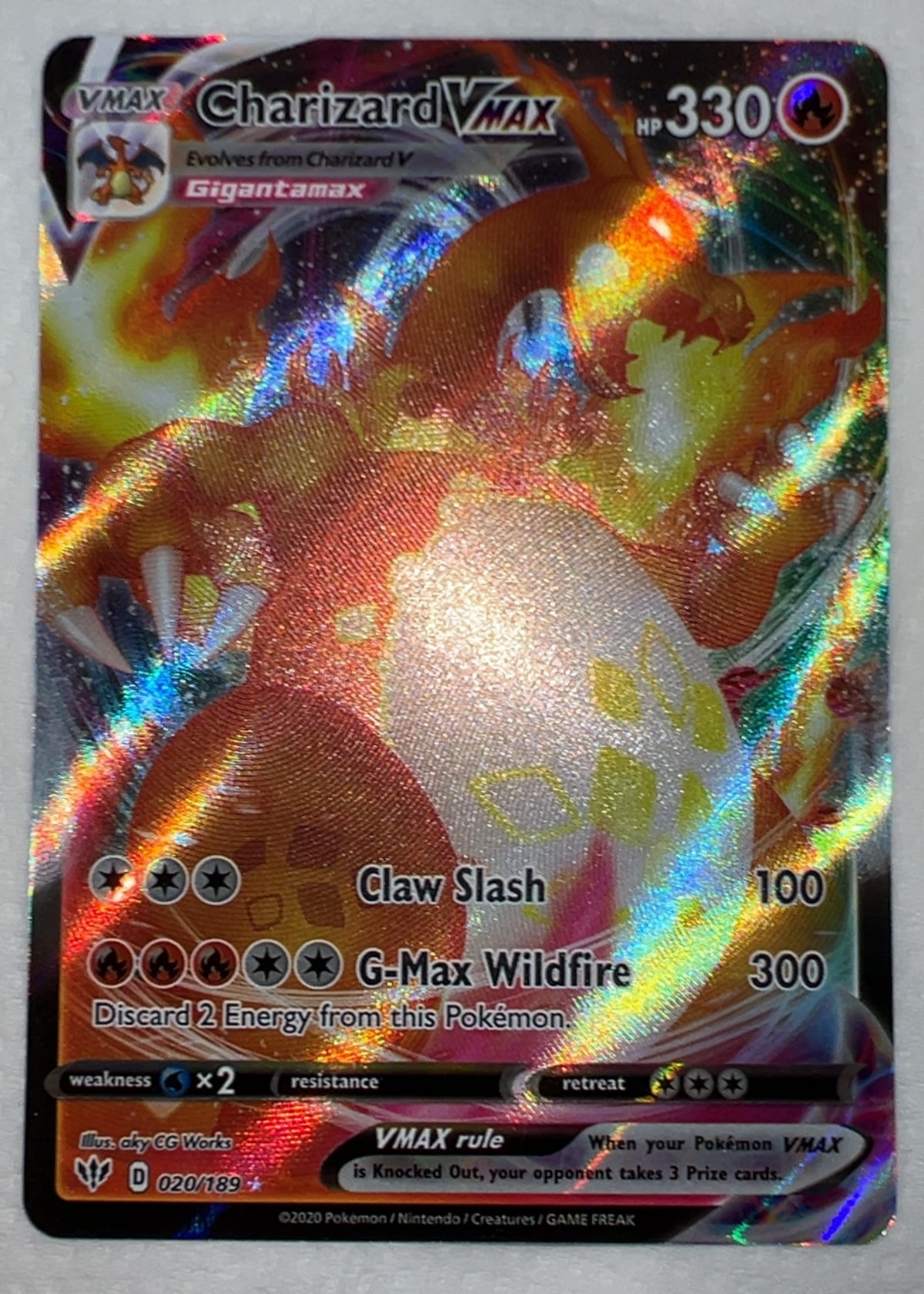 Charizard VMAX - Grade 8.5 - Darkness Ablaze #020/189 | TCGrader